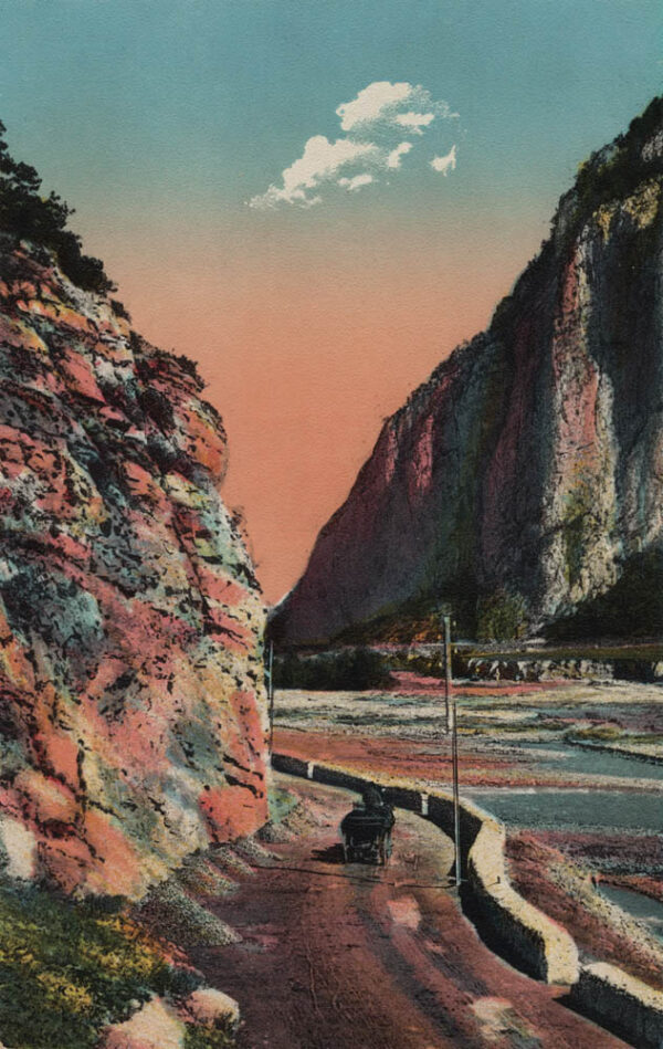 00127_Table_mountain_cliff